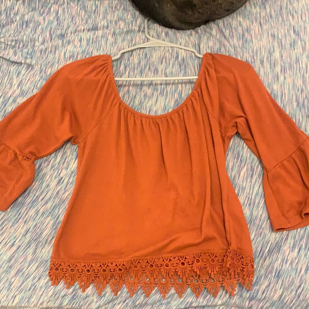 Midsleeve Top